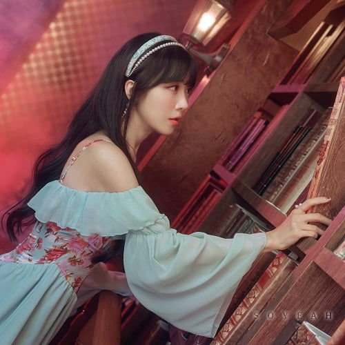 LEE SO YEAH HERE I AM CD